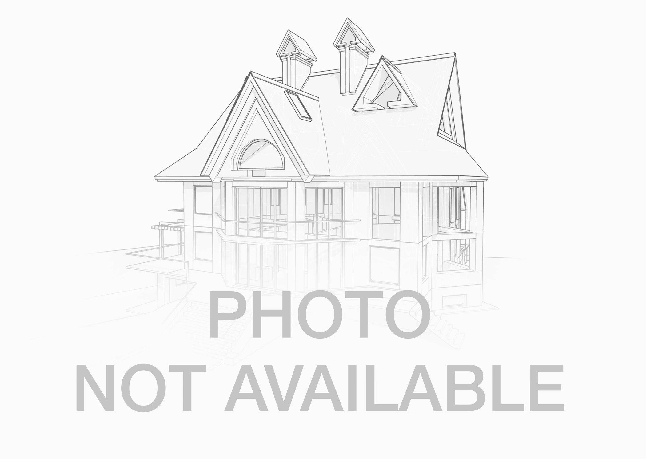 921 Harlem Avenue 